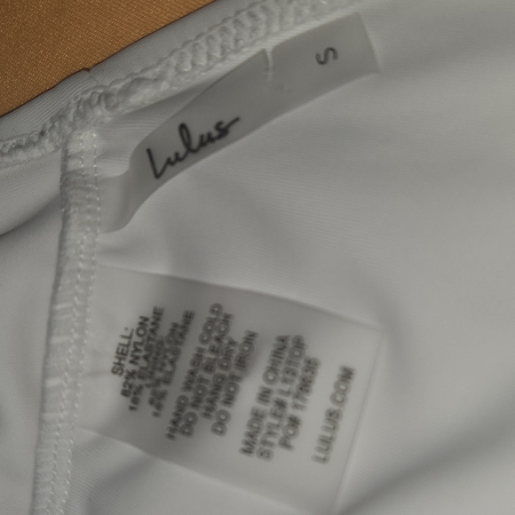 Lulu's White Bikini Top B3 - Picture 3 of 3